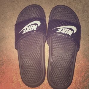 Nike slides
